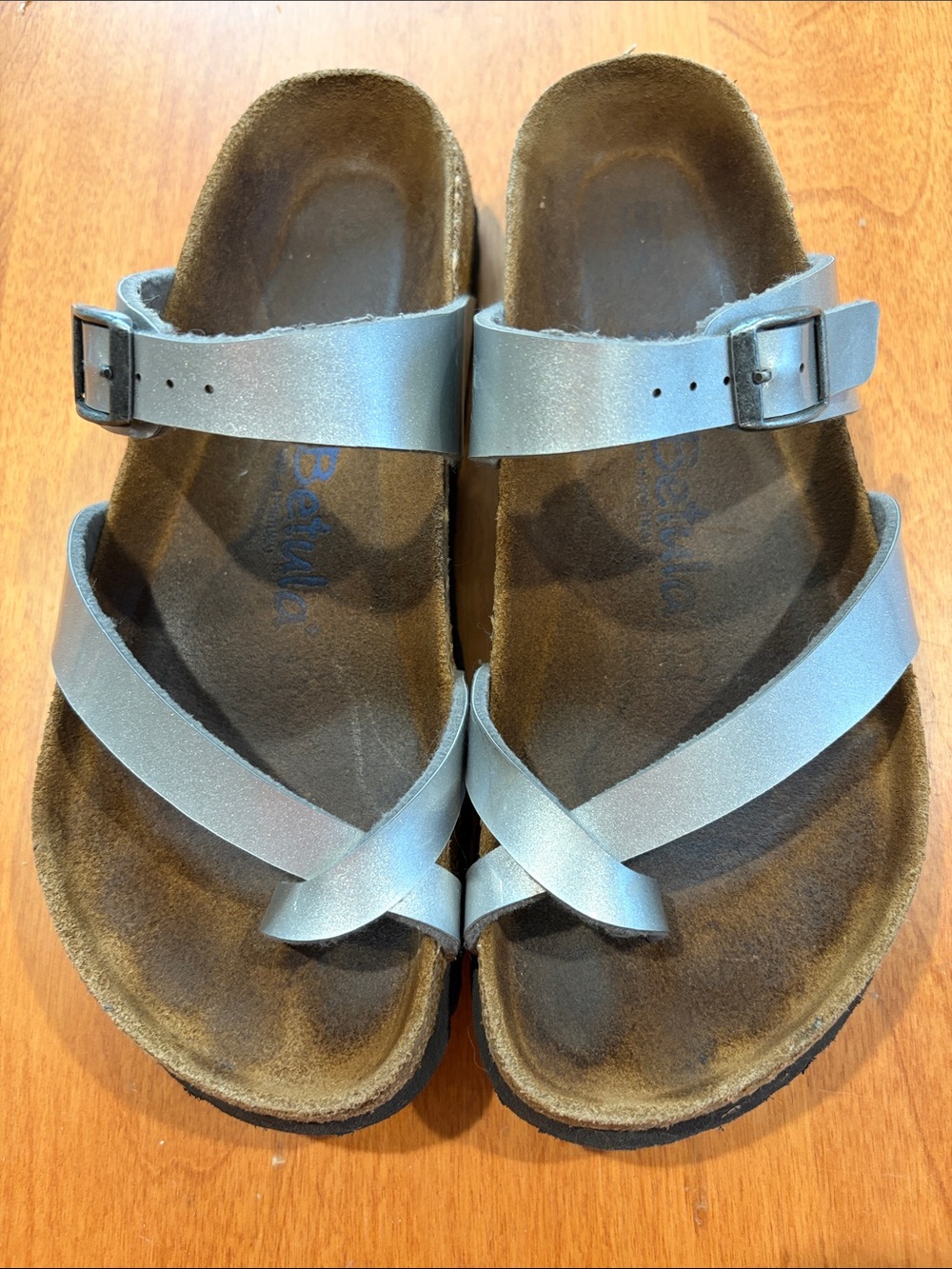 Women Silver Crisscross Sandals